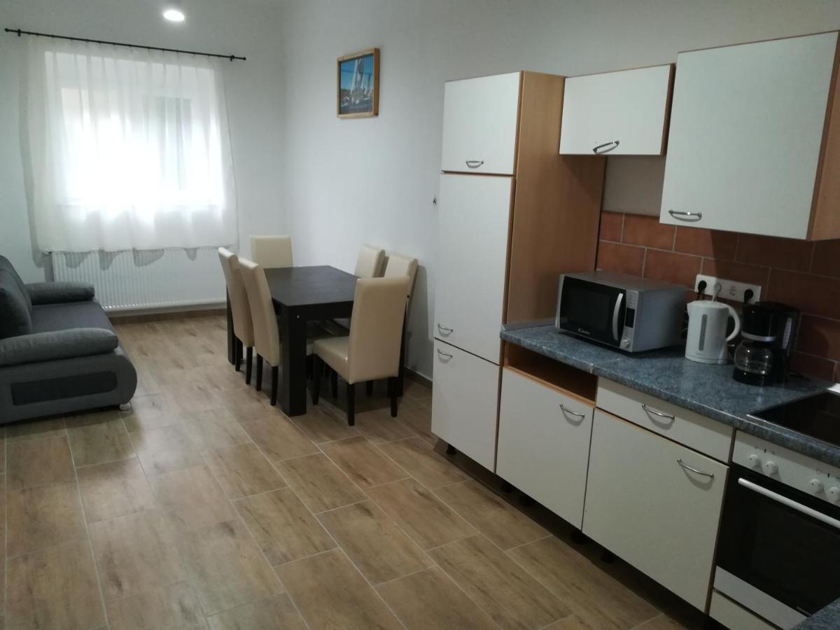 Suemegi Levendula Apartmanok Ngoại thất bức ảnh